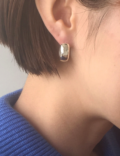 link earring